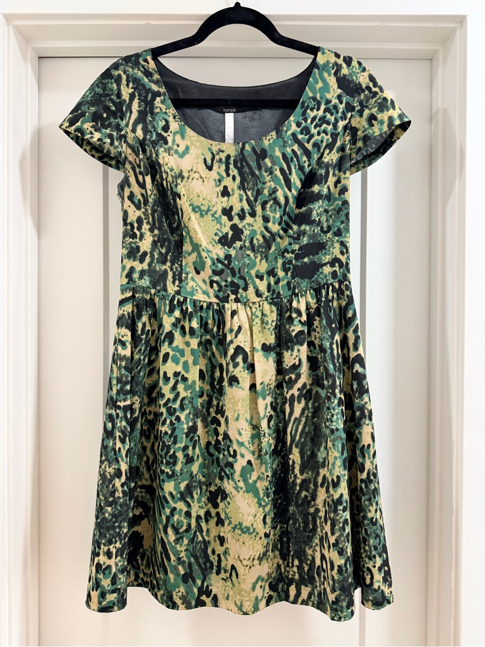 Kensie Green and Black Animal-Print Mini Dress
